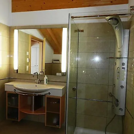 Sleeps 10 Wifi Zweisimmen
