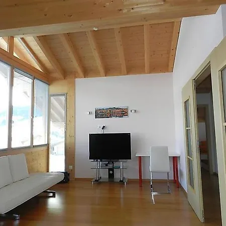 Sleeps 10 Wifi Apartment *